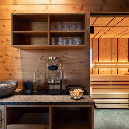 Erika - Apartments, Breakfast & Sauna 3* Siusi